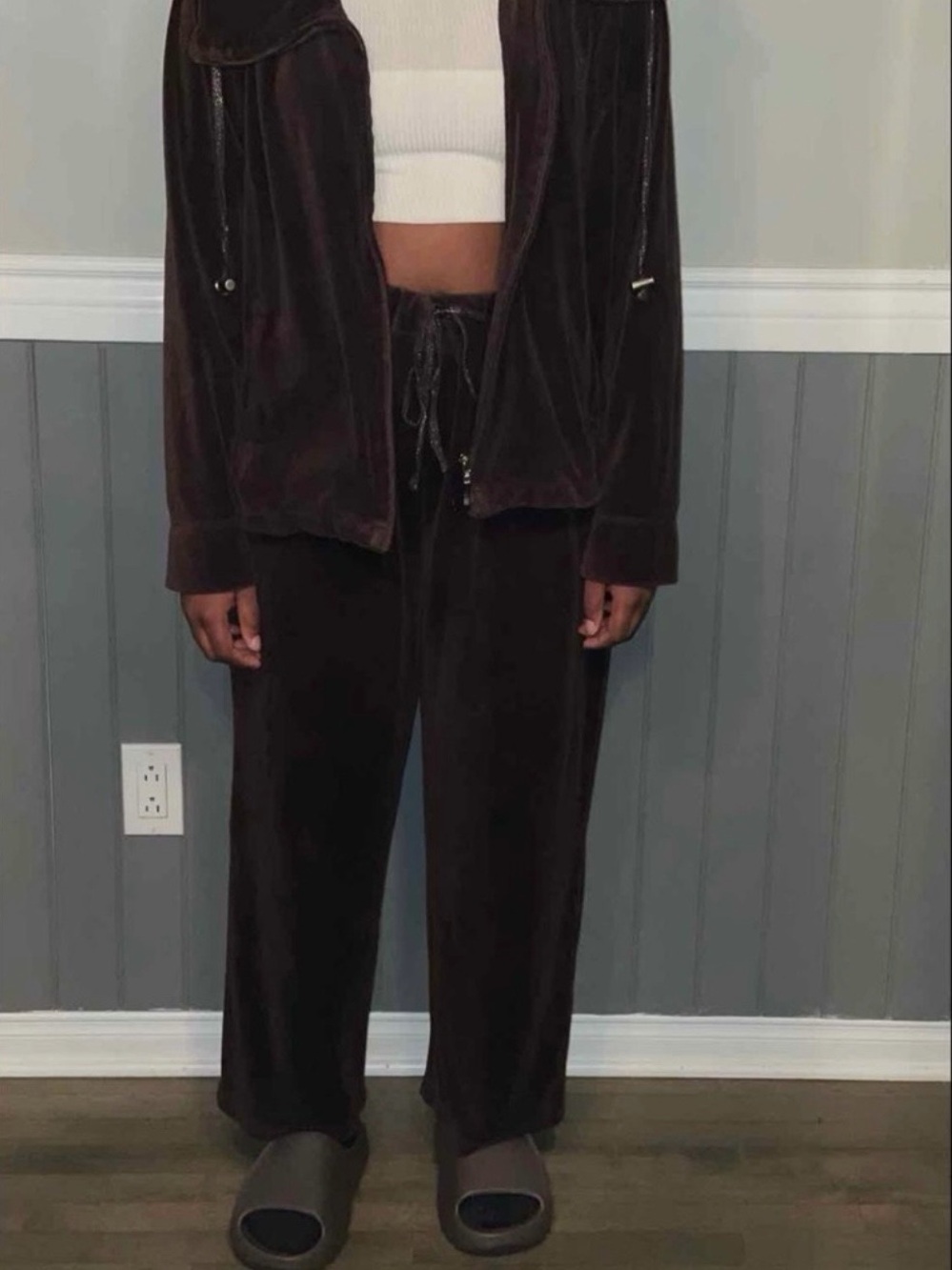 Women's Velvet Wide-Leg Lounge Pants - Dark Brown